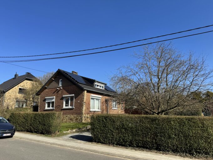 Maison 3 chambres avec jardin, caves, garage et carport !